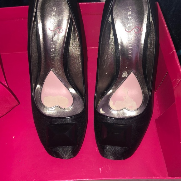 Paris Hilton black heels 👠 - Picture 3 of 3